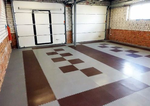 ПВХ плитка - быстросборный и качественный пол в гараж и автосервис